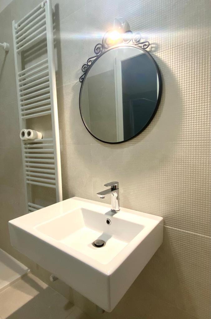 Farolfi Apartments Galliera Bolonya Dış mekan fotoğraf