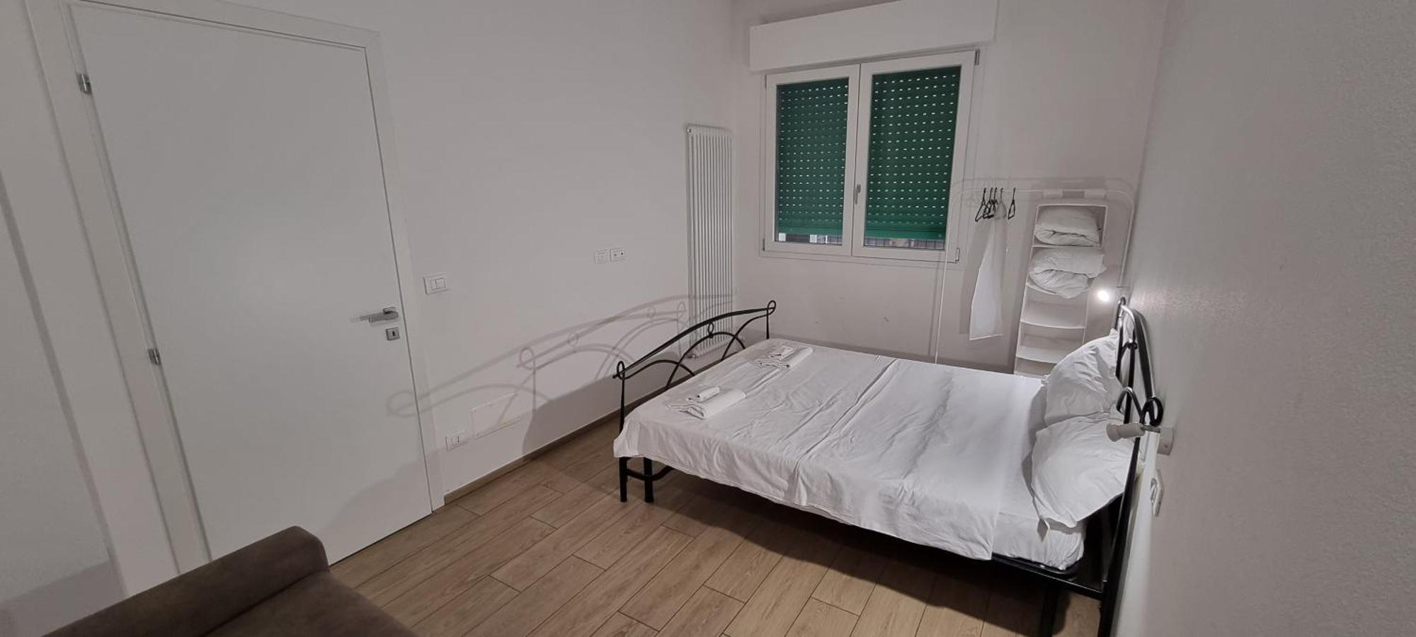 Farolfi Apartments Galliera Bolonya Oda fotoğraf